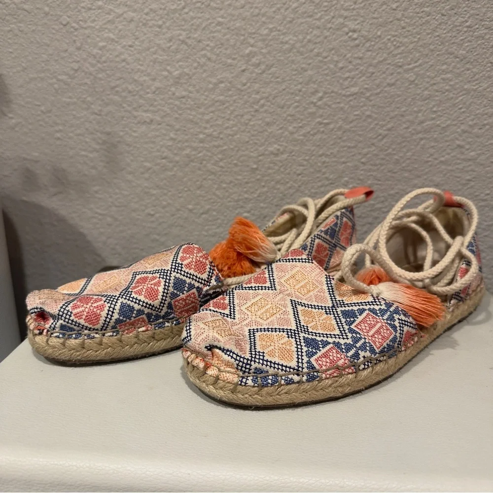 TOMS Katalina Espadrille Flats 6.5 Ankle‎ Tie Embroidered Boho